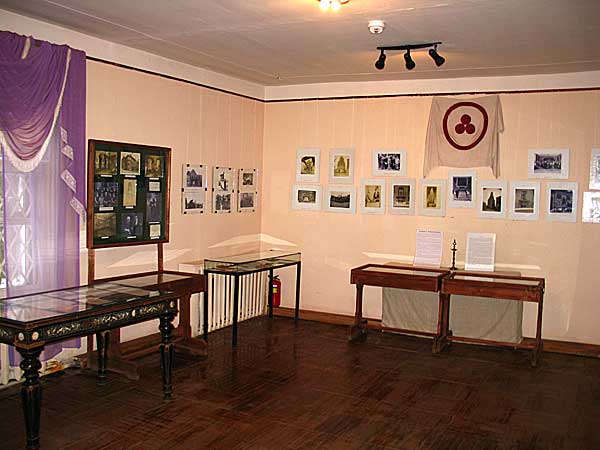 ЗМ в Изваре 2.jpg