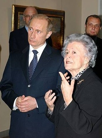 Директор Государственного музея им. Пушкина Ирина Антонова и Путин