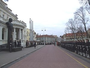 Здание министерства обороны Литвы, 15.04.2009, фото1.jpg